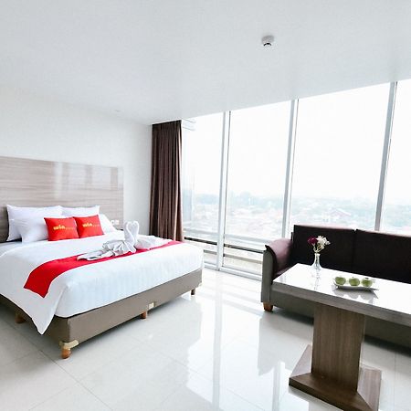 Win Grand Hotel Bekasi Dış mekan fotoğraf